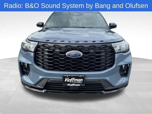 Used 2026 Ford Explorer ST-Line w/ ST-Line Street Pack RWD image 9