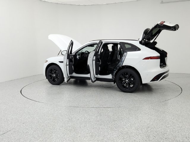 Used 2026 Jaguar F-PACE R-Dynamic S AWD/4WD image 12