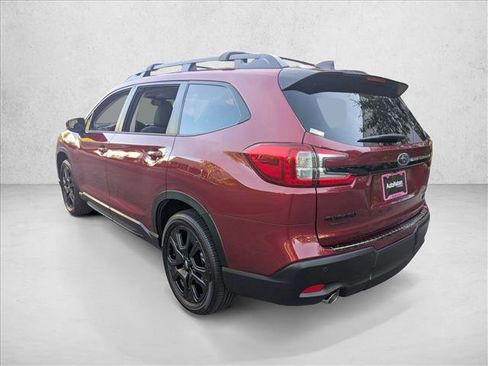 Used 2025 Subaru Ascent Onyx Edition image 9