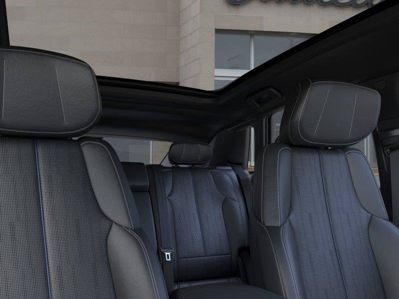 New 2027 Cadillac Lyriq Sport w/ LPO, Floor Liner Package AWD/4WD image 24