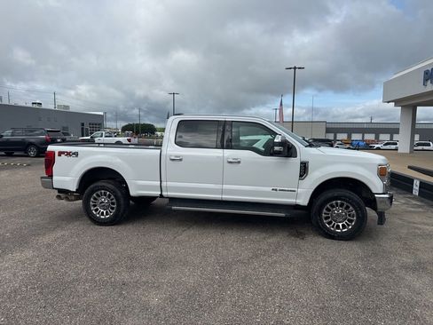Used 2021 Ford F250 XLT w/ XLT Premium Package AWD/4WD image 16