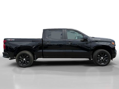 Used 2023 Chevrolet Silverado 1500 Custom AWD/4WD image 6