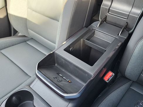 New 2026 GMC Terrain AT4 w/ Convenience Package III image 34