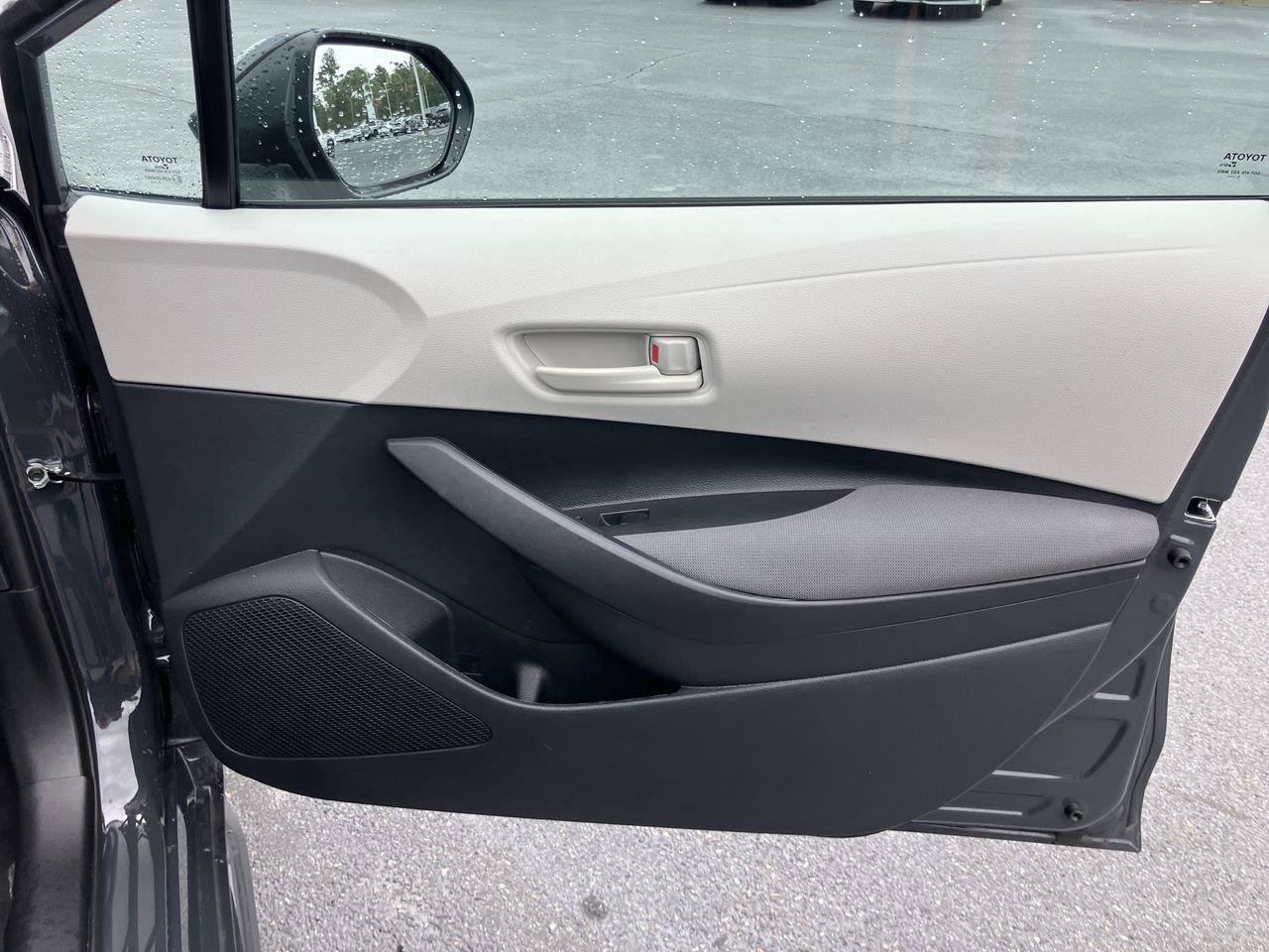 Certified 2026 Toyota Corolla LE FWD image 29