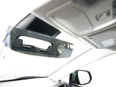 Used 2022 Toyota RAV4 LE FWD image 26