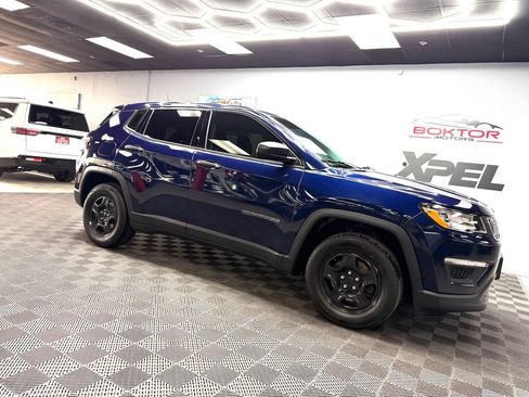 Used 2018 Jeep Compass Sport FWD image 2
