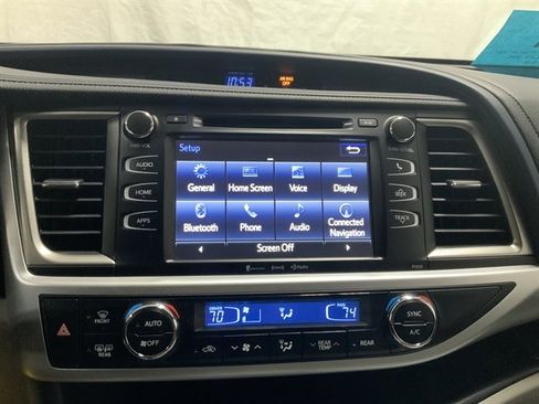 Used 2018 Toyota Highlander Plus image 28