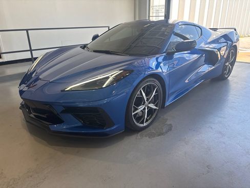 Certified 2021 Chevrolet Corvette Stingray Preferred Cpe w/ Z51 Performance Package RWD image 3