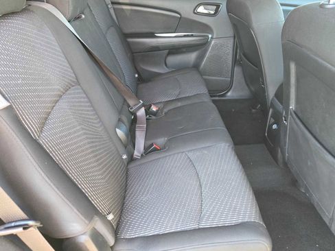 Used 2020 Dodge Journey SE w/ SE Popular Equipment Group image 11