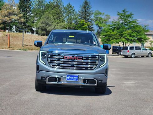 Used 2023 GMC Sierra 1500 Denali w/ Denali Reserve Package AWD/4WD image 5