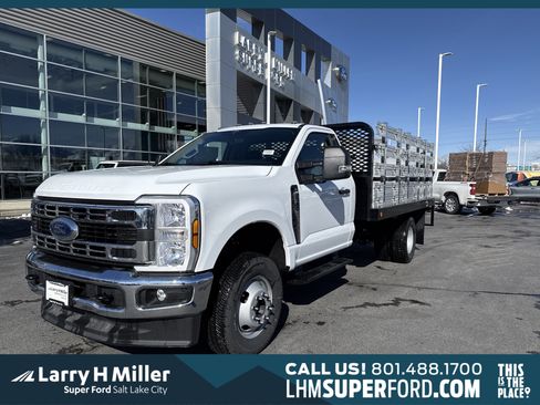New 2025 Ford F350 XL w/ XL Chrome Package AWD/4WD image 1