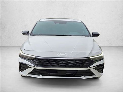 New 2026 Hyundai Elantra SEL Sport FWD image 6