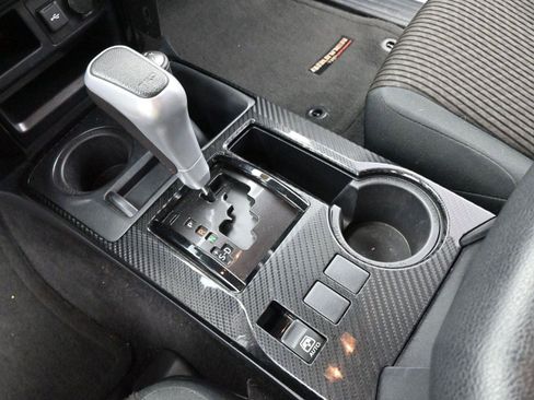 Used 2024 Toyota 4Runner TRD Off-Road image 27