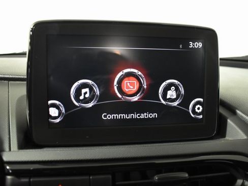 Used 2019 MAZDA MX-5 Miata RF Grand Touring image 19