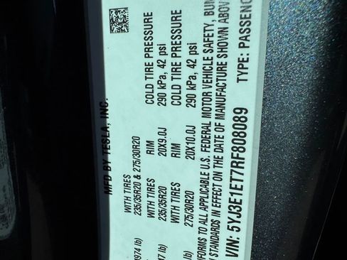 Used 2024 Tesla Model 3 Performance image 29