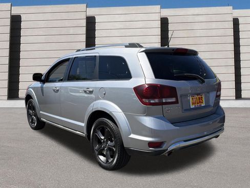 Used 2019 Dodge Journey Crossroad AWD/4WD image 3