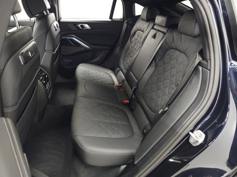 Used 2026 BMW X6 xDrive40i w/ Climate Comfort Package image 38