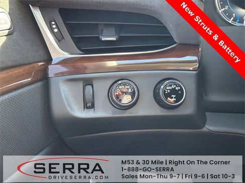 Used 2019 Cadillac Escalade Luxury image 23