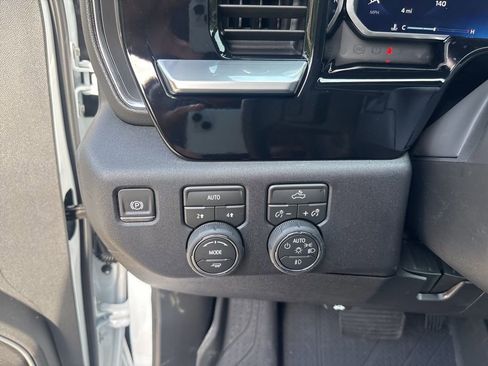 New 2026 Chevrolet Silverado 1500 RST w/ Convenience Package II AWD/4WD image 34