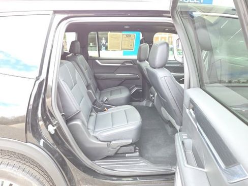 Used 2024 GMC Acadia Elevation w/ Trailering Package image 41