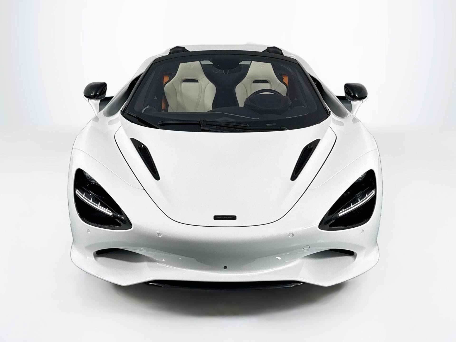 Used 2024 McLaren 750S Spider RWD image 2