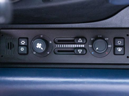 Used 1996 Porsche 911 image 66