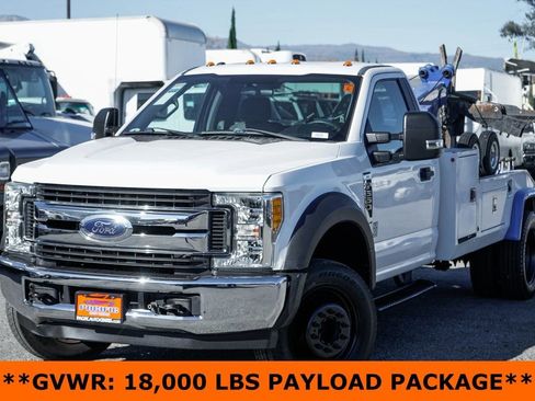 Used 2017 Ford F550 2WD Regular Cab Super Duty w/ Advanced Security Pack image 4