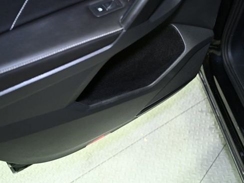 Used 2024 Volkswagen Tiguan SE image 56