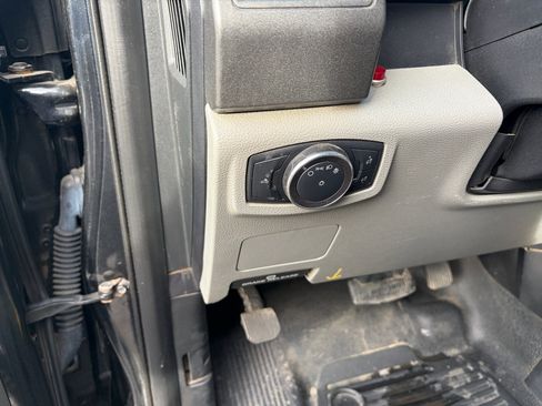 Used 2018 Ford F550 4x4 Regular Cab Super Duty image 24