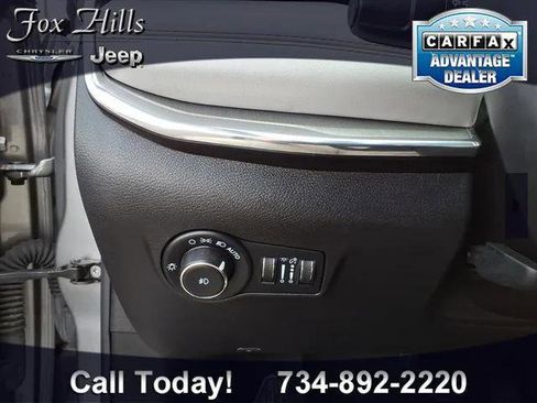 Certified 2022 Jeep Compass Limited AWD/4WD image 16