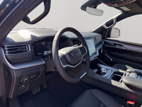 New 2026 Jeep Grand Wagoneer L 2WD image 26