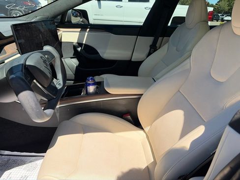 Used 2022 Tesla Model S AWD/4WD image 10