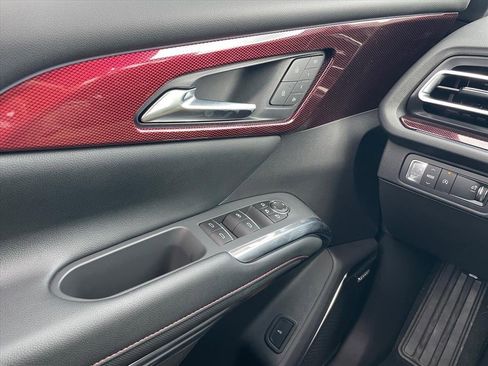 New 2026 Chevrolet Traverse RS image 19