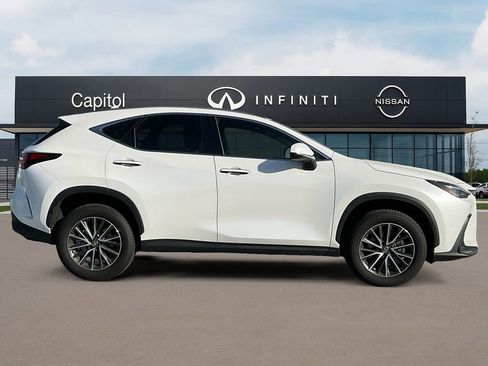 Used 2024 Lexus NX 250 FWD w/ Premium Package image 4