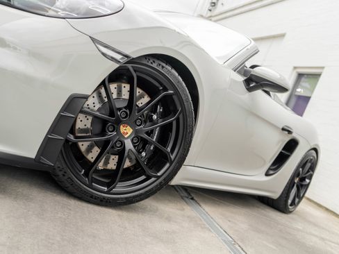 Used 2022 Porsche 718 Boxster Spyder w/ Light Design Package RWD image 4