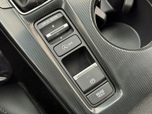 Used 2025 Honda Civic Sport image 28