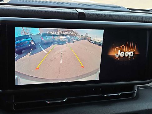 Used 2024 Jeep Wrangler Sport S image 27