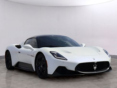 Used 2022 Maserati MC20 Coupe RWD image 3