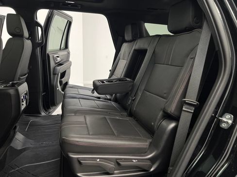 Used 2023 Chevrolet Tahoe RST RWD image 18