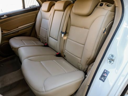 Used 2011 Mercedes-Benz ML 350 BlueTEC 4MATIC image 39