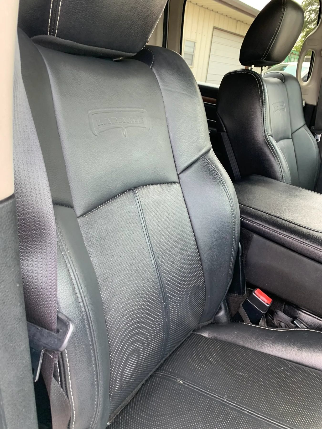 Used 2018 RAM 1500 Laramie w/ Convenience Group AWD/4WD image 12