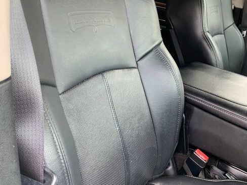 Used 2018 RAM 1500 Laramie w/ Convenience Group AWD/4WD image 12