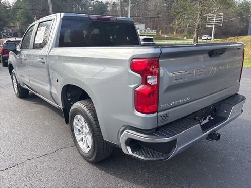 Used 2025 Chevrolet Silverado 1500 LT RWD image 8