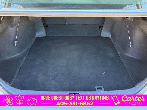 Used 2023 Toyota Camry SE image 28