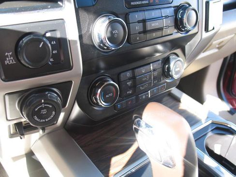 Used 2019 Ford F150 Lariat AWD/4WD image 27