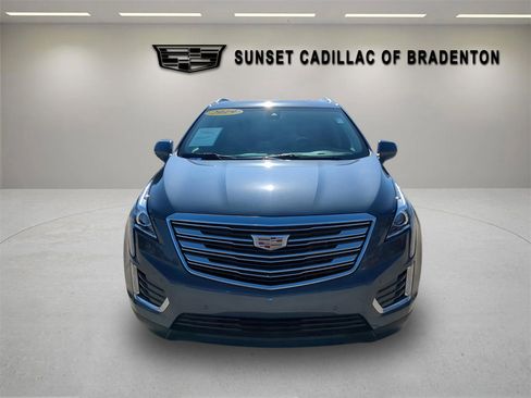 Used 2019 Cadillac XT5 Luxury image 2