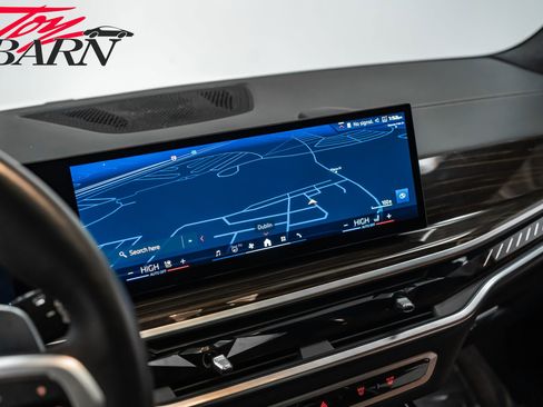 Used 2024 BMW X7 M60i w/ Executive Package image 40