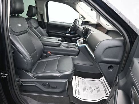 Used 2025 Ford Expedition Max Platinum AWD/4WD image 13