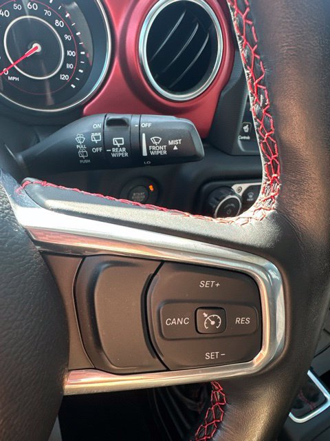 Used 2022 Jeep Wrangler Unlimited Rubicon w/ Cold Weather Group AWD/4WD image 20