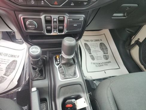 Used 2020 Jeep Gladiator Sport w/ Quick Order Package 24S AWD/4WD image 20